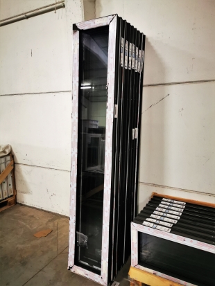 FENÊTRE FIXE NOIR 400 x 2100mm