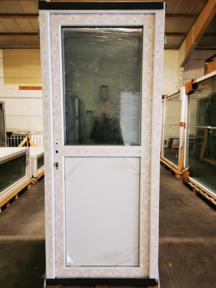 PVC DEUR 1/2 GLAS WIT 980 x 2000mm LINKS